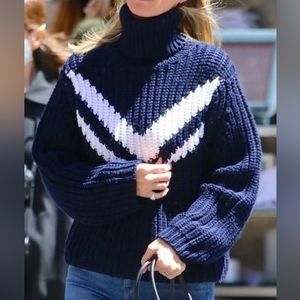 Meet your Posher, Sweater